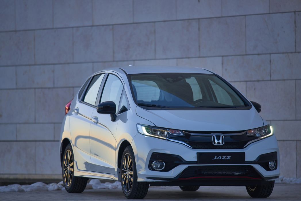 honda jazz hatchback 1 3 i vtec s 5dr on lease from 201 18 honda jazz hatchback 1 3 i vtec s 5dr