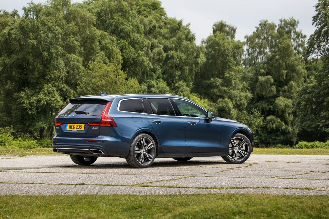 Volvo V60 Diesel Sportswagon 2.0 D4 [190] R Design Plus 5dr On Lease