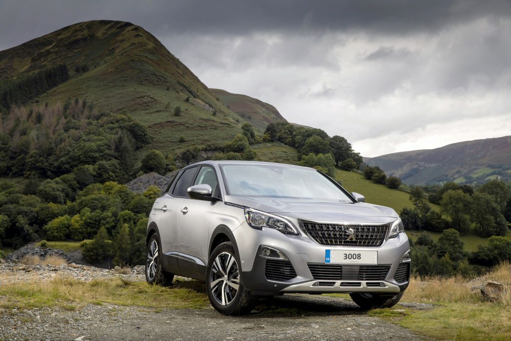 Peugeot 3008 Estate 12 Puretech Gt Line Premium 5dr Eat8 On Lease From £31375 4188