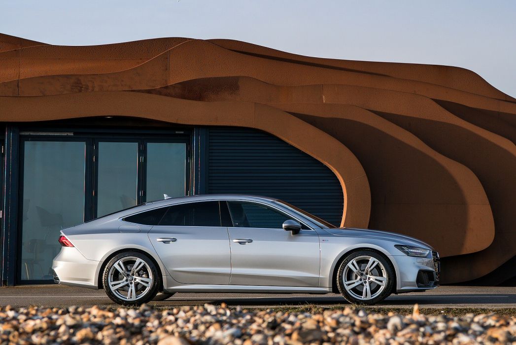 Video Review: Audi A7 Sportback 55 TFSI e 17.9kWh Quattro Competition 5dr S Tronic