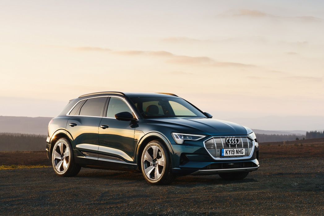 Audi E Tron Estate Kw Quattro Kwh Technik Dr Auto On Lease From