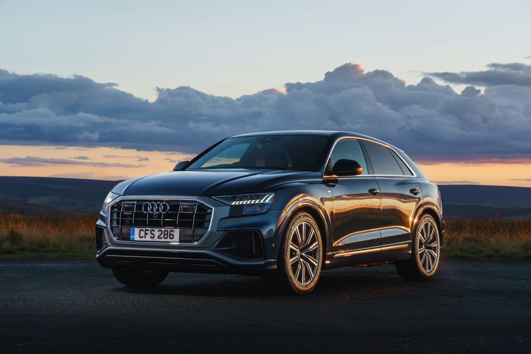 Audi RS Q8 Estate RS Q8 Tfsi Quattro Carbon Black 5dr Tiptron [C+S] On ...