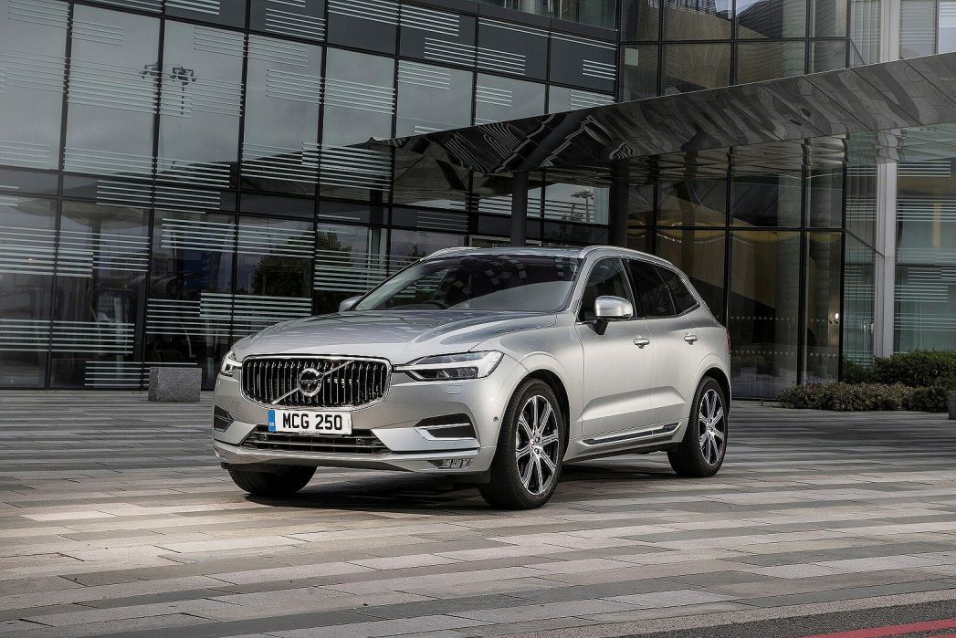 Volvo XC60 Estate 2.0 B5P [250] R Design 5dr AWD Geartronic On Lease ...