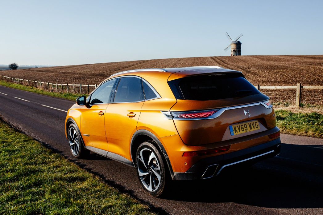 Video Review: DS DS 7 Crossback Hatchback 1.6 E-TENSE Opera 5dr EAT8