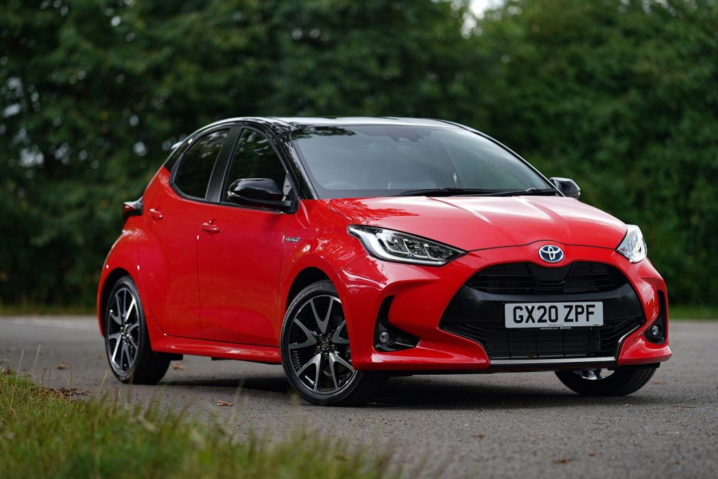 Toyota Yaris Hatchback 1.5 Hybrid Design 5dr CVT On Lease From £217.41