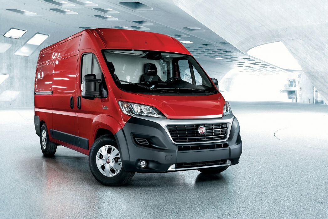Image 2: Fiat E-Ducato 35 LWB 90KW 47KWH H1 Chassis CAB Auto [22KW CH]