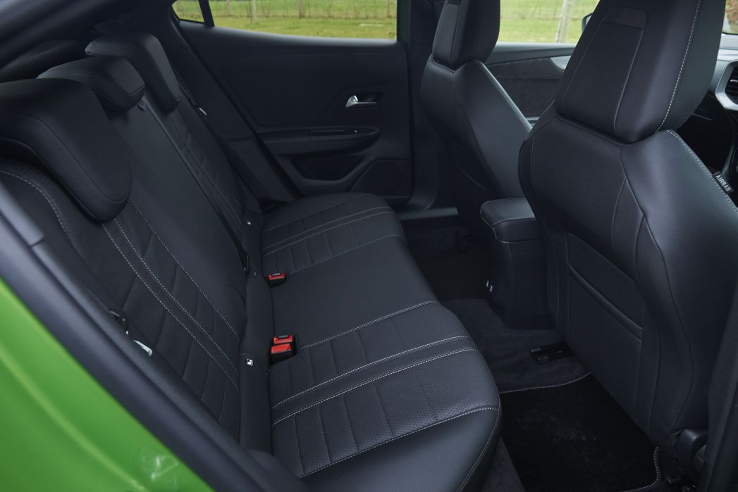 Image 5: Vauxhall Mokka-E Electric Hatchback 100KW SRI Premium 50KWH 5dr Auto