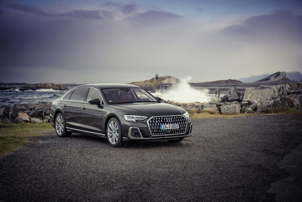 Image 4: Audi A8 Saloon 55 Tfsi Quattro Black Edition 4dr Tiptronic [C+S]