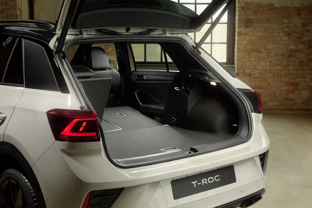Image 5: Volkswagen T-ROC Hatchback 1.5 TSI EVO Life 5dr