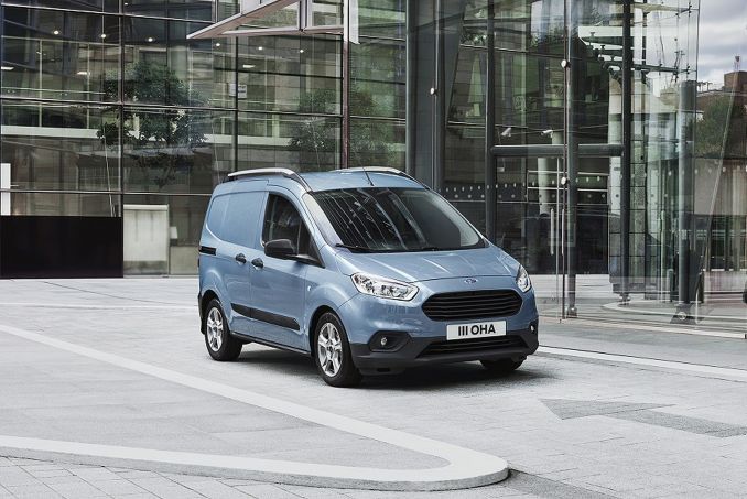 Ford Transit Courier Petrol 1.0 Ecoboost Trend VAN [6 Speed] On Lease ...