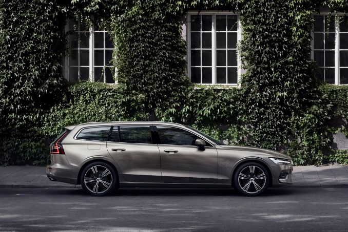Volvo V60 Sportswagon 2 0 T4 190 Momentum Plus 5dr Auto On Lease From 318 40