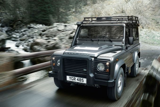 Land Rover Defender Diesel Estate 2.0 D200 110 5dr Auto On Lease From £ ...