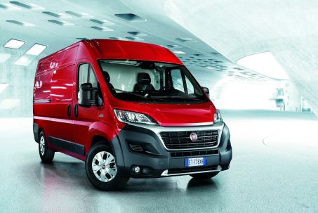 Video Review: Fiat Ducato 35 Maxi Mlwb Diesel 2.3 Multijet Chassis CAB 180 Power