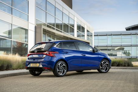 Video Review: Hyundai I20 Hatchback 1.0T GDi 48V MHD SE Connect 5dr DCT