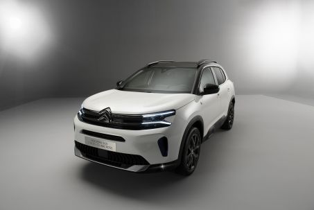 Video Review: Citroen C5 Aircross Hatchback 1.6 Plug-in Hybrid C-Series Edition 5dr e-EAT8
